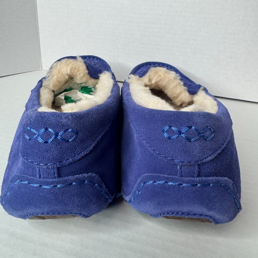 UGG Moccasins - Picture 6 of 9